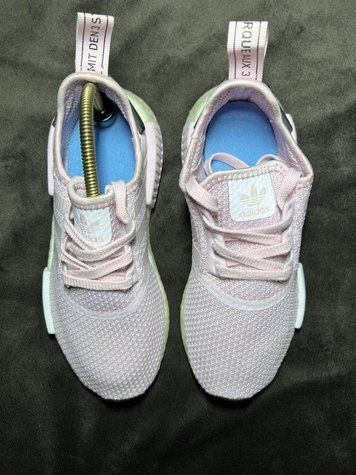 Жіночі рожеві кросівки Adidas Originals NMD_R1, 37 1/3 розмір 455 фото