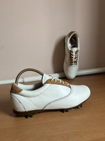 Жіночі гольф-кросівки Adidas Adiclassic, 38 розмір 468 фото